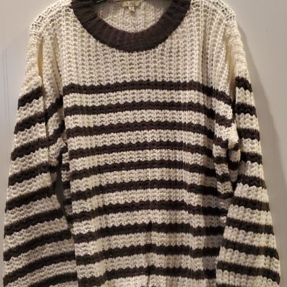 New Amber Striped Sweater - Picture 6 of 7